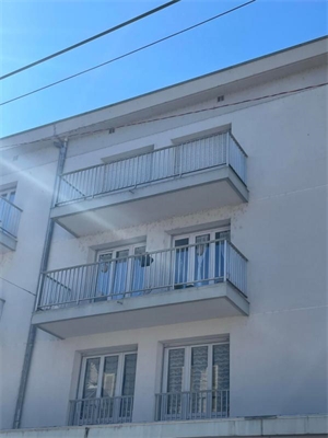 t3 à la location -   70100  GRAY, surface 66 m2 location t3 - UBI465181358